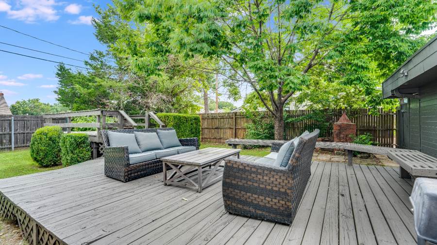 Midtown Manor — Backyard Deck